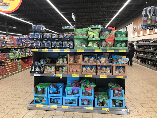 Supermarket «ALDI», reviews and photos, 351 Brookview Ln, Bolingbrook, IL 60440, USA