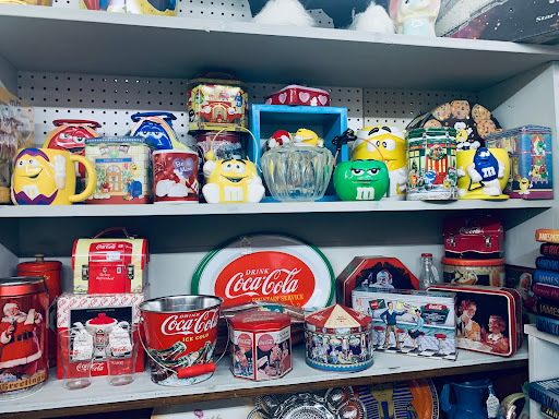 Antique Store «Treasures At Century Plaza», reviews and photos, 3702 Century Dr, Fort Smith, AR 72903, USA