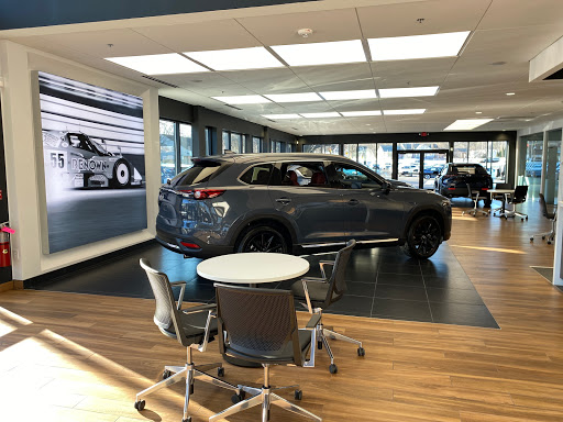 Mazda Dealer «Mazda of Manchester», reviews and photos, 80 Oakland St, Manchester, CT 06042, USA