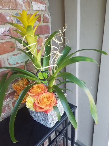 Florist «Rambling Rose Florist», reviews and photos, 22428 Gilmore St, West Hills, CA 91307, USA