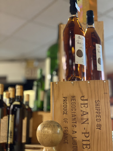 Wine Store «Lake Side Emotions - Wine boutique -», reviews and photos, 113 Main St, Stony Brook, NY 11790, USA