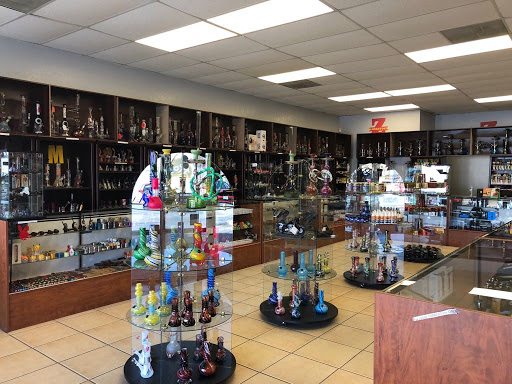 Tobacco Shop «Smoke Hut Smoke Shop», reviews and photos, 11902 Blue Ridge Boulevard g, Grandview, MO 64030, USA