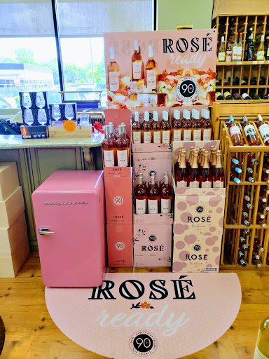 Wine Store «Long Island Wine & Spirit Merchants», reviews and photos, 1171 Jericho Turnpike, Commack, NY 11725, USA