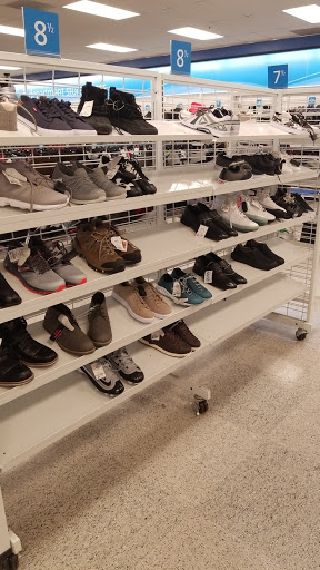 Clothing Store «Ross Dress for Less», reviews and photos, 2150 Southgate Rd, Colorado Springs, CO 80906, USA