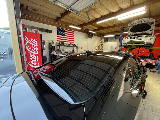 Specialized Automotive Re-Style en Petaluma