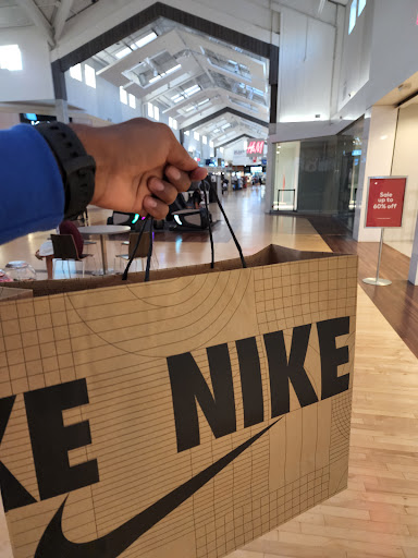 Sporting Goods Store «Nike Factory Store», reviews and photos, 6170 Grand Ave #569, Gurnee, IL 60031, USA