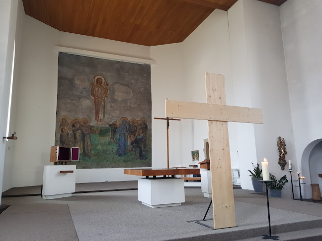 Rezensionen über Römisch-katholische Kirche St. Josef in Reinach - Kirche
