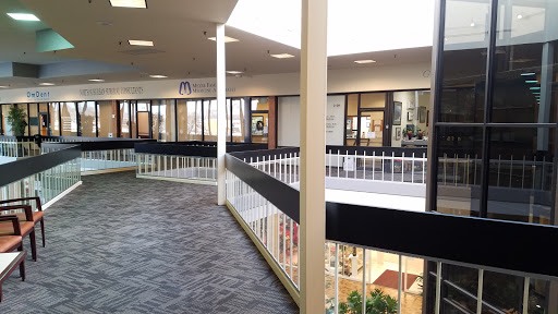 Shopping Mall «Oak Mill Mall», reviews and photos, 7900 N Milwaukee Ave, Niles, IL 60714, USA