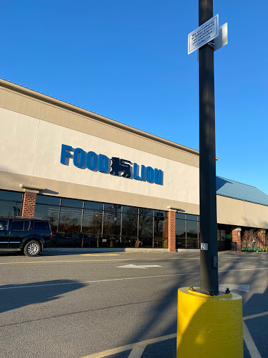 Grocery Store «Food Lion», reviews and photos, 6358 Village Center Dr, Bealeton, VA 22712, USA