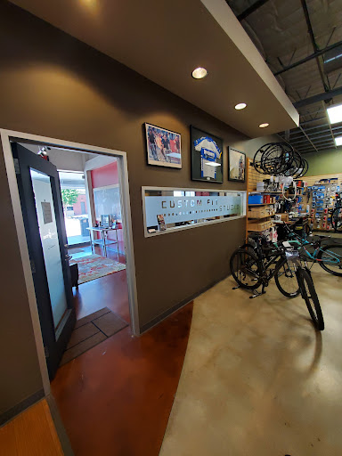 Bicycle Store «Bike Barn - West University», reviews and photos, 5339 Weslayan St, Houston, TX 77005, USA