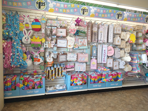 Dollar Store «Dollar Tree», reviews and photos, 10237 Rosecrans Ave, Bellflower, CA 90706, USA