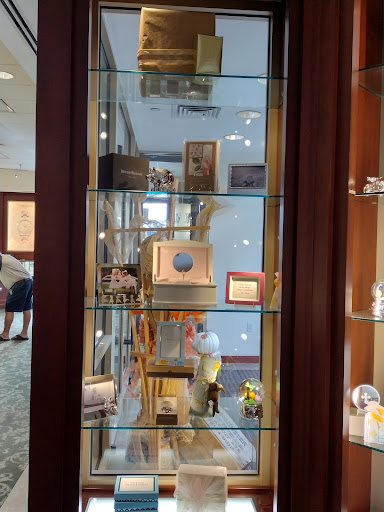 Jeweler «DeScenza Diamonds - Peabody», reviews and photos, 161 Andover St, Peabody, MA 01960, USA