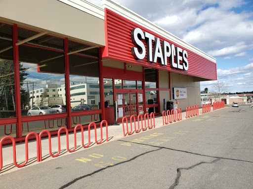 Office Supply Store «Staples», reviews and photos, 2550 Albany Ave, West Hartford, CT 06117, USA