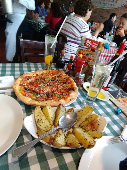 Italianni's, , 