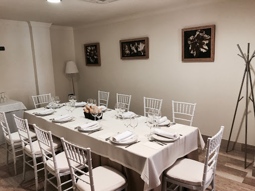 Información y opiniones sobre Los Dolmenes Restaurante Antequera de Antequera