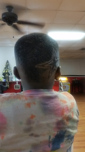 Barber Shop «Creative Touch Barber Shop», reviews and photos, 648 E Walnut St, Lancaster, PA 17602, USA