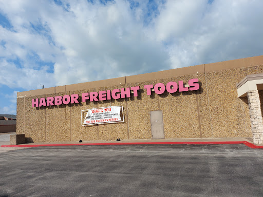 Hardware Store «Harbor Freight Tools», reviews and photos, 303 W Camp Wisdom Rd, Duncanville, TX 75116, USA