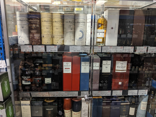 Wine Store «BevMo!», reviews and photos, 7639 N Blackstone Ave, Fresno, CA 93720, USA