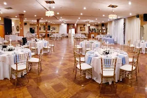 La Luna Banquet Hall image