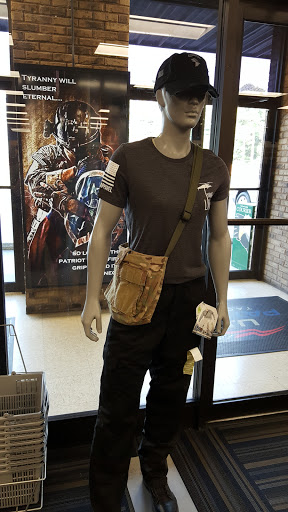 Army & Navy Surplus Shop «US Patriot Tactical», reviews and photos, 16298 Fort Campbell Blvd, Oak Grove, KY 42262, USA