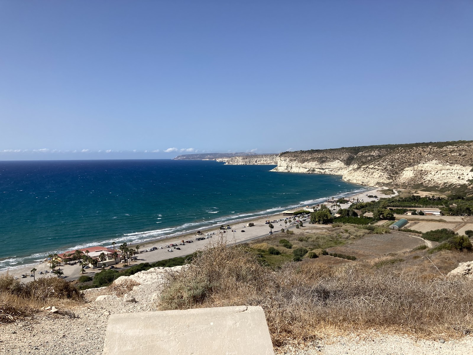 Fotografija Kourion Beach in naselje