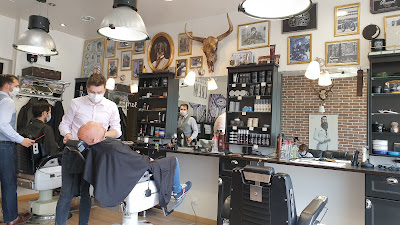 THE BARBER'S à Chartres
