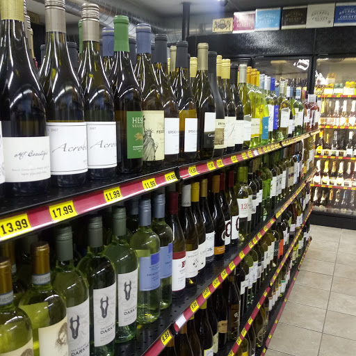 Liquor Store «Sky Liquors», reviews and photos, 6347 N Milwaukee Ave, Chicago, IL 60646, USA