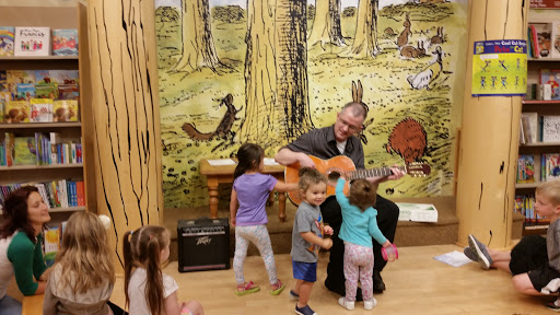 Book Store «Barnes & Noble», reviews and photos, 1738 Hill Rd N, Pickerington, OH 43147, USA