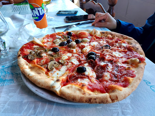 Ristorante Pizzeria Da Cristofaro in Castel Volturno, Provincia di Caserta