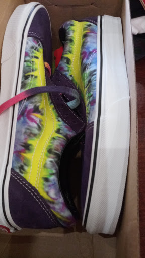 Shoe Store «Vans», reviews and photos, 13000 Folsom Blvd #403, Folsom, CA 95630, USA