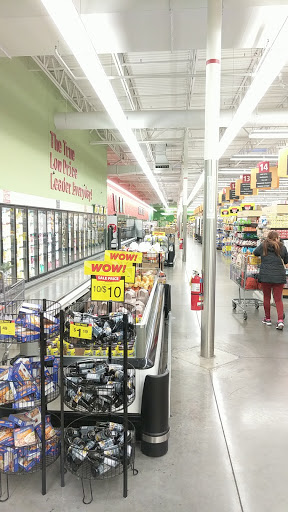 Grocery Store «Food 4 Less», reviews and photos, 2501 W North Ave, Melrose Park, IL 60160, USA