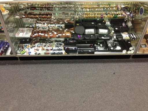 Tobacco Shop «BDT Smoke Shops», reviews and photos, 21640 John R Rd, Hazel Park, MI 48030, USA