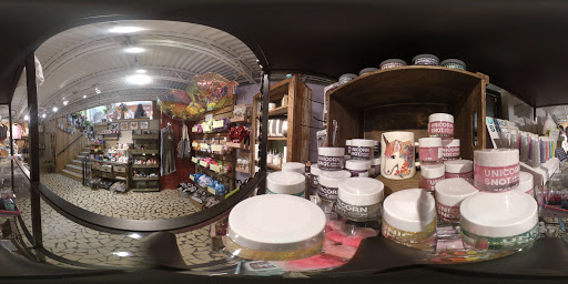 Florist «C J Lilly & Company», reviews and photos, 128 W Mulberry St, Collierville, TN 38017, USA