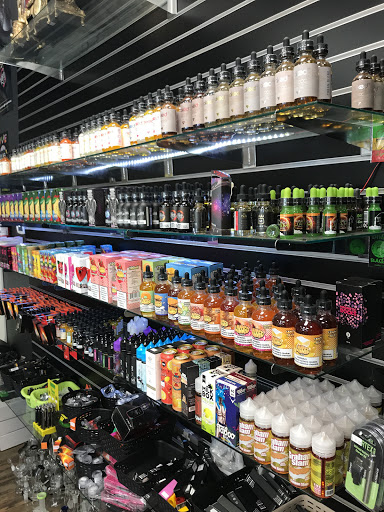 Tobacco Shop «Puff&Pass Smoke Shop», reviews and photos, 14151 Ramona Blvd #2B, Baldwin Park, CA 91706, USA