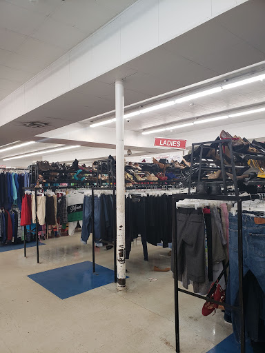 Thrift Store «Park Avenue Thrift», reviews and photos, 1021 Jesse Jewell Pkwy, Gainesville, GA 30501, USA