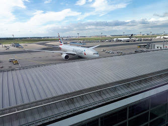 SIXT Autovermietung Frankfurt Flughafen T1