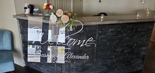 Florist «Temptations Flower Shop», reviews and photos, 2429 N Arkansas, Wichita, KS 67204, USA