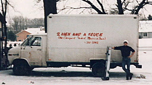 Moving and Storage Service «Two Men and a Truck», reviews and photos, 909 IL-83 #201, Elmhurst, IL 60126, USA