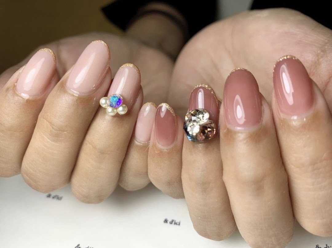 ネイルサロン Dici 市内で浦添市