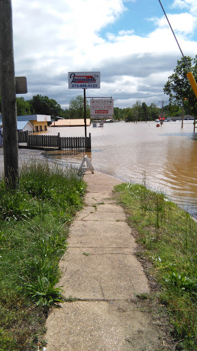Grocery Store «Town & Country Supermarket», reviews and photos, US-160, Doniphan, MO 63935, USA