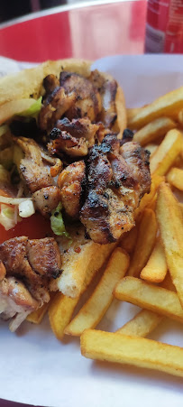 Plats et boissons du Restaurant turc Restaurant Istanbul Grillades Kebab II à Paris - n°16