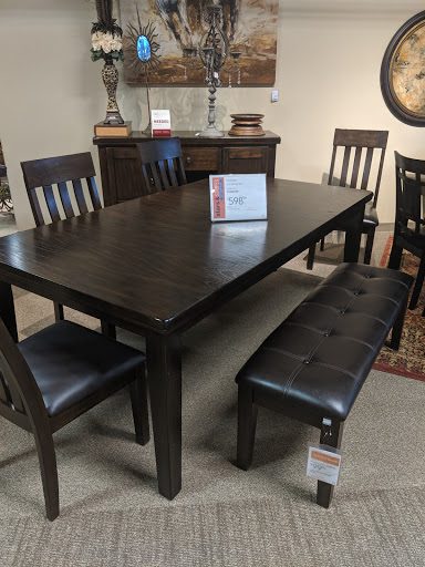 Furniture Store «Ashley HomeStore», reviews and photos, 536 Fort Evans Rd NE, Leesburg, VA 20176, USA