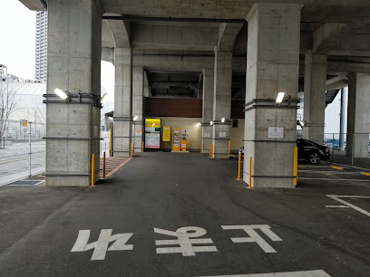 三井のリパーク Ｎ．ＫＬＡＳＳ泉大津第２駐車場