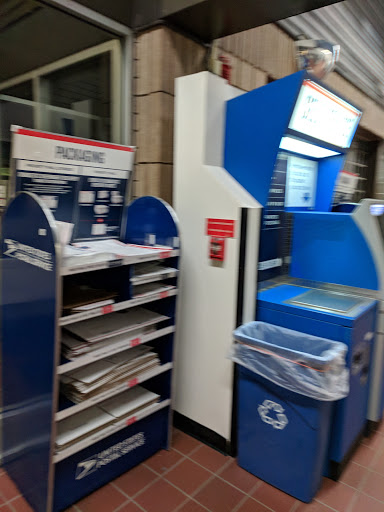 Post Office «United States Postal Service», reviews and photos, 511 Olde Towne Rd, Rochester, MI 48308, USA