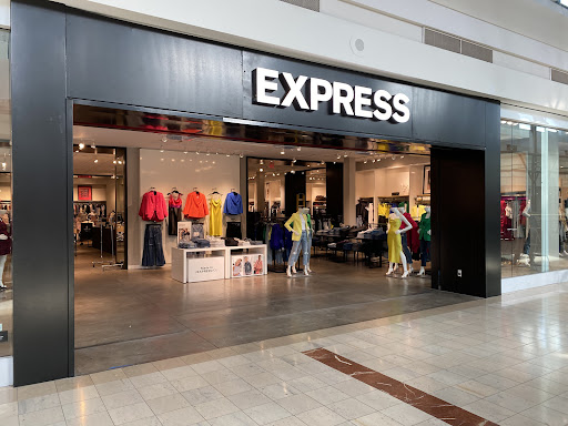 Clothing Store «Express», reviews and photos, 1201 Lake Woodlands Dr, Spring, TX 77380, USA
