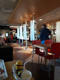 Atmosphère du Restauration rapide McDonald's à Fuveau - n°11