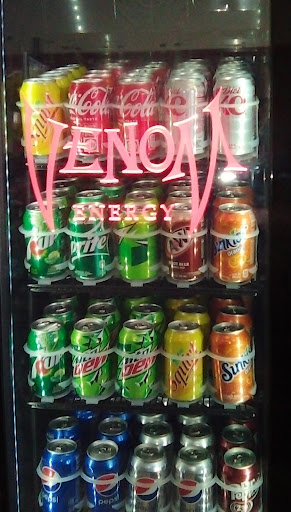 Tobacco Shop «Famous Smoke Shop», reviews and photos, 3022 Stockton Blvd # 6, Sacramento, CA 95820, USA