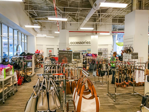 Department Store «Nordstrom Rack Skyview Center», reviews and photos, 4024 College Point Blvd, Flushing, NY 11354, USA