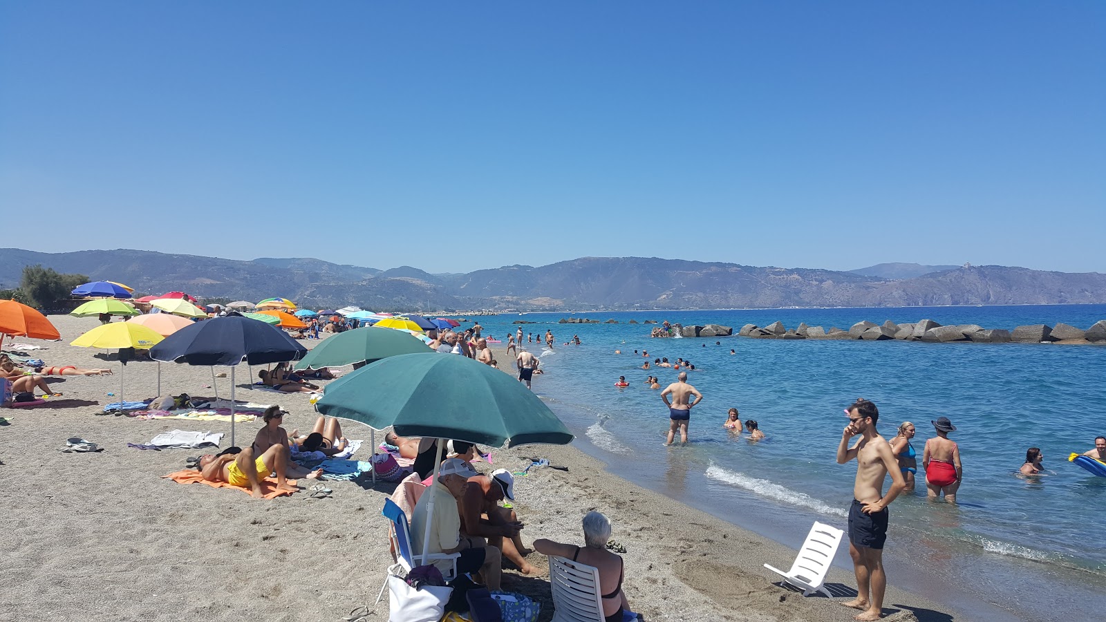 Photo of Tonnarella beach with light fine pebble surface