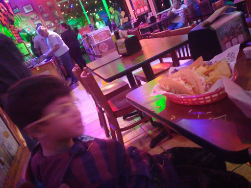 Tex-Mex Restaurant «Tijuana Flats», reviews and photos, 895 E Altamonte Dr, Altamonte Springs, FL 32701, USA